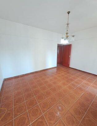 Arrenda se apartamento espaçoso tipo 2  no bairro central avenida 24 de julho eskina com Vladimir Lenine prédio curtiço