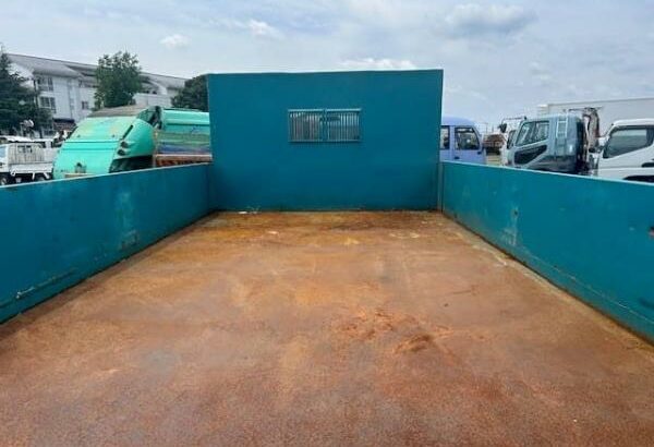 Toyota Dyna Lift Truck