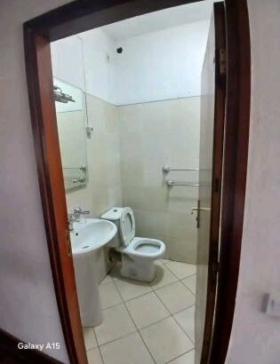 Vende se apartamento novo tipo 3 com 2wc na polana cimento zona Nobre avenida mau tse tung