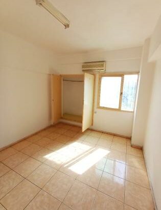 Vende se apartamento espaçoso tipo 3 com 2wc no bairro Central avenida Vladimir Lenine
