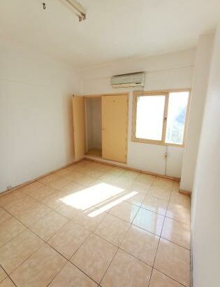 Vende se apartamento espaçoso tipo 3 com 2wc no bairro Central avenida Vladimir Lenine