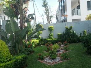 VENDO MORADIA DÚPLEX T-4 (3 SUITES*)
2 SALAS, PISCINA, DEPENDÊNCIA, 
COZINHA MODERNA AMPLA EQUIPADA, TRIUNFO 2 AO VALOR DE 25.000.000 MTS NEGÓCIAVEL