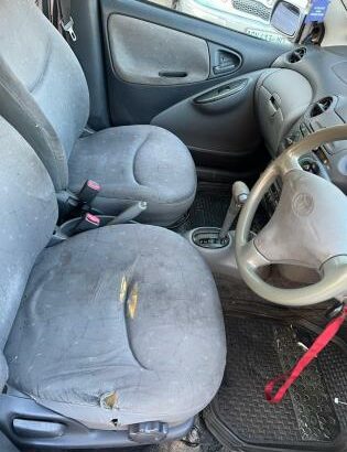 Toyota Vitz preço especial aproveita