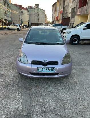 Toyota Vitz preço especial aproveita