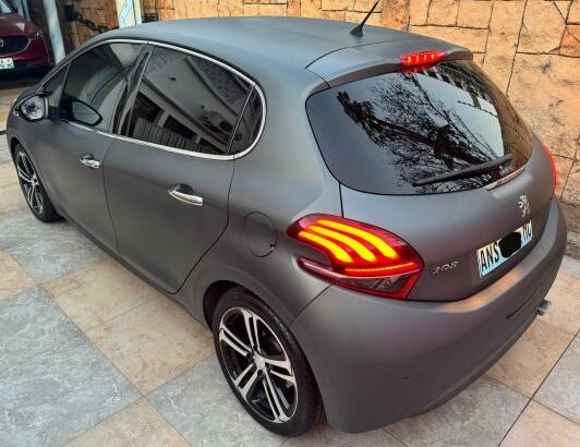 Peugeot 208 GTLINE ICE EDITION