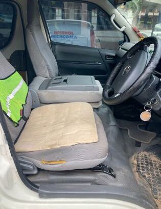 Toyota Quantum 2010 a Gasolina