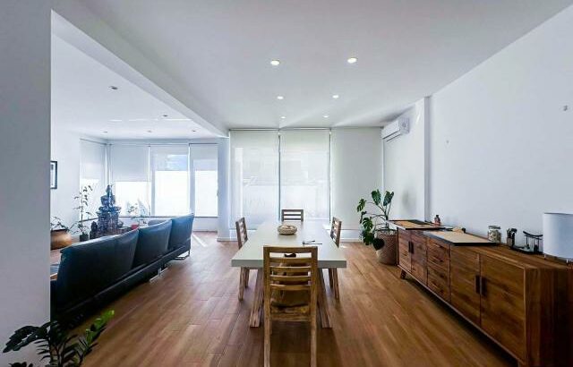 Vende-se Luxuosa Moradia T3 duplex no Triunfo novo