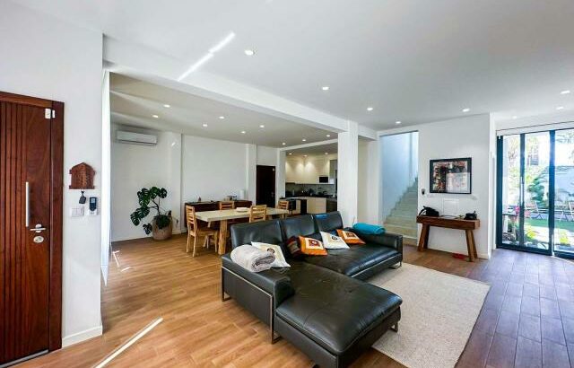 Vende-se Luxuosa Moradia T3 duplex no Triunfo novo