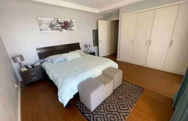 Vende-se luxuoso Apartamento Duplex T3 no condomínio Maresias