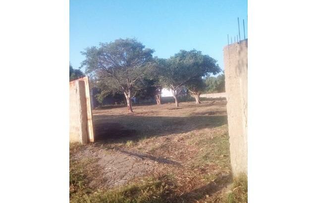 Chiango: Terreno 50/70 c/ Muro Próx. Condomínios SS Construções