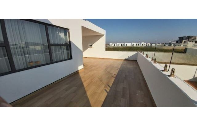 Vende se Casa T.6 Suites: Costa do Sol VIP Mapulene