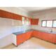 *Arrenda-se linda duplex tipo-3 R/C no bairro Mussumbuluco, a  5min da EN-4( Novare)*