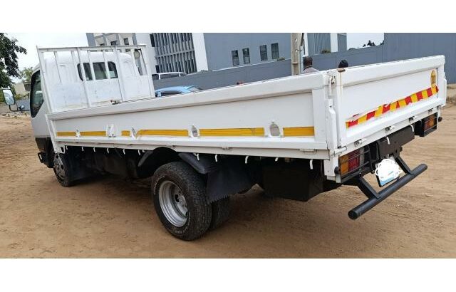 Mtsubishi Canter 4 toneladas