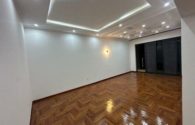 Vende se apartamento tipo 3 no bairro de laulane na Av dom Alexandre