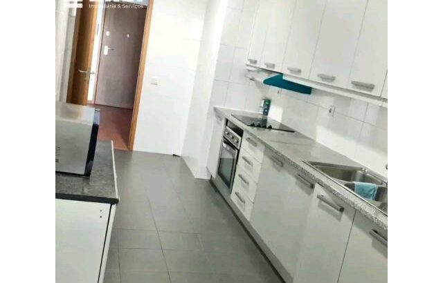 Arrenda-se Luxuoso Apartamento T2 mobilado no imoinvest