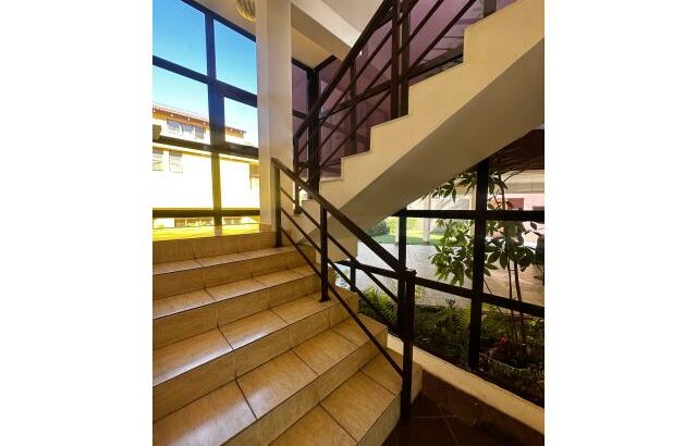 Arrenda-se Belíssima Moradia T4 na sommerschield II café sol