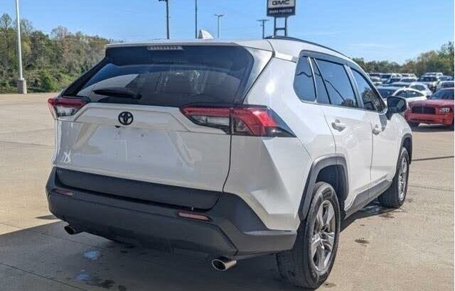 Selling My 2023 Toyota Rav4 XLE AWD