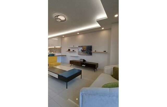 Park Moza Residence Arrenda-se Luxuoso Apartamento T1 Mobilado com vista ao mar