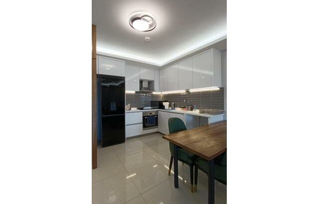 Park Moza Residence Arrenda-se Luxuoso Apartamento T1 Mobilado com vista ao mar