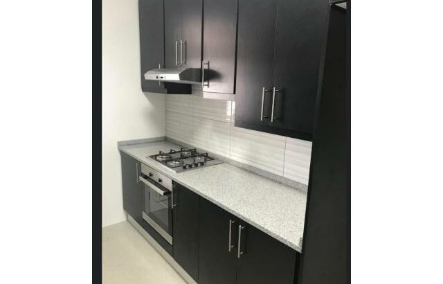 Arrenda-se belíssimo Apartamento T3 na rua da França Coop