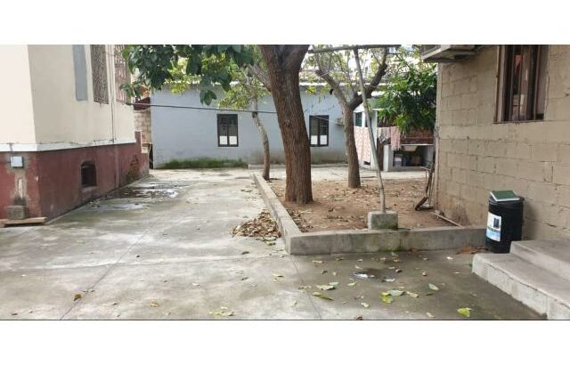 Vende-se uma propriedade na guerra Popular Maputo