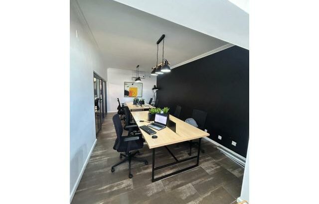 Arrenda-se escritório com 5 compartimentos no museu