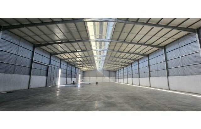 Arrenda se armazém no zimpeto