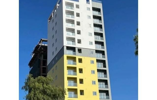Vende-se Luxuoso Apartamento T2 no novo edifício na polana