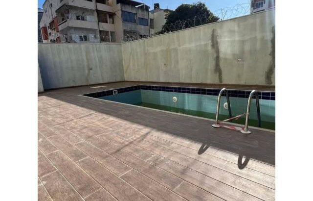 Vende-se Luxuoso Apartamento T2 no novo edifício na polana