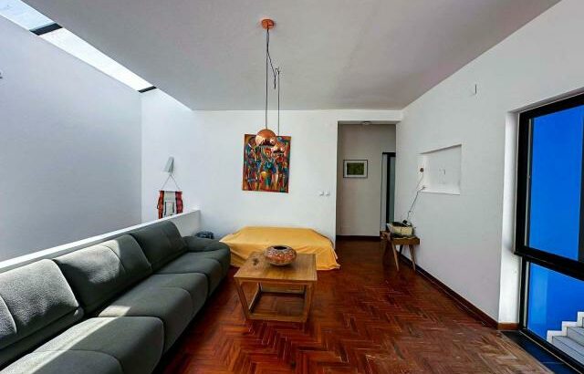 Arrenda-se Luxuosa Moradia T3 na costa do sol nos pescadores