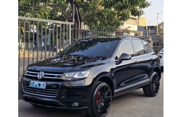VW Touareg RLine