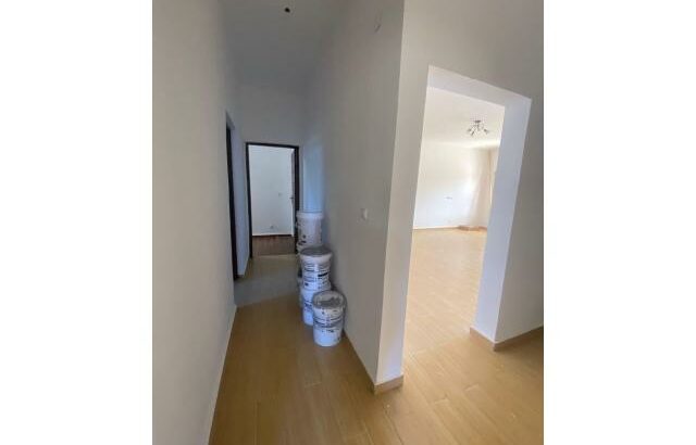 Arrenda se uma farmácia no bairro de laulane dona lice