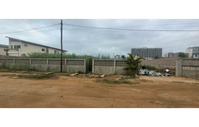 Trespasse de espaço 16/50 na costa do sol