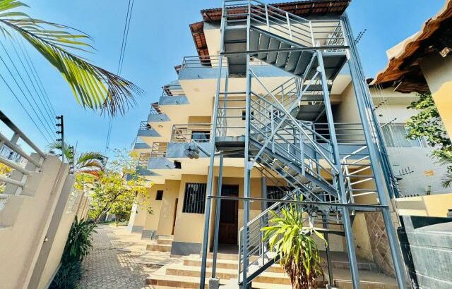 Arrenda-se Magnífica Moradia T4 na sommerschield II café sol