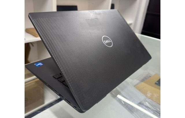 Top de Gama Dell Latitude 7420 Carbon Viber, Touchscreen. i5-11th Gen. VPro