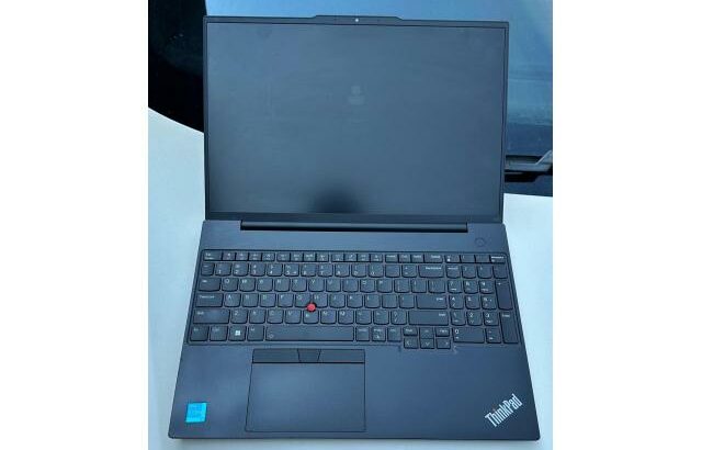 Top de Gama empresarial, Lenovo E16 i5-13th Gen.