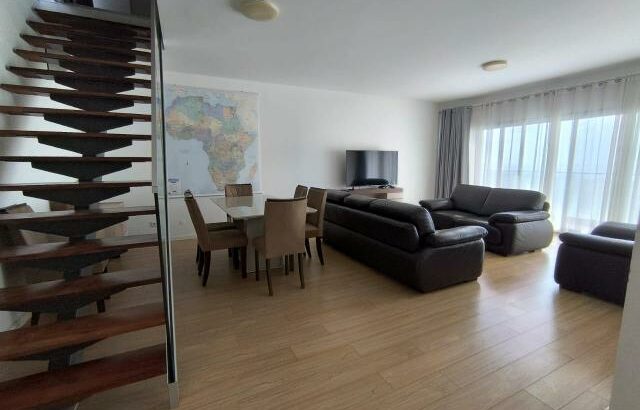 GOLF Residence Arrenda-se Luxuoso apartamento Duplex T3 Mobilado