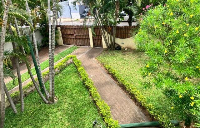 🏡 *Type 7 House with Private Pool for Sale – Sommershield, Maputo (Near UEM
