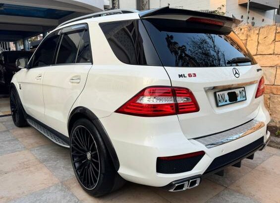 Mercedes ML63 AMG V8 BITURBO