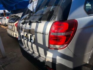 *CHEVROLET CAPTIVA LT