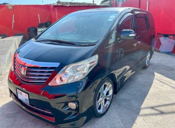 🚗 Toyota Alphard 2009 – 4WD, 7 Lugares – Em Excelente Estado!