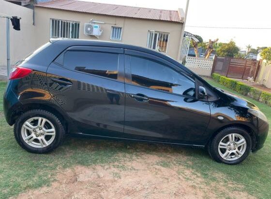 Mazda Demio novo preço especial Aproveita