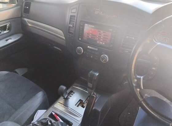 Mitsubishi Pajero Exceed 2008