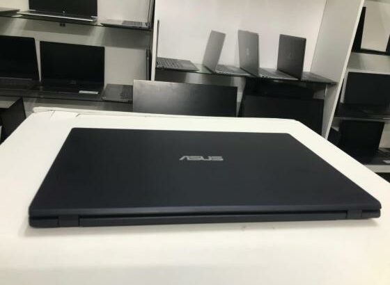 ASUS E510 Celeron N4500 12th Gen 8GB RAM 256GB SSD 15.6”