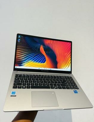 Asus Expert book P150 Notebook PC Lap Top Classico e Executivo  , Edição 2024 Intel Core I5-13430H (12 CPUs) 2.10 GHz 16 GB DDR5 SDRAM , 512 GB SSD NV