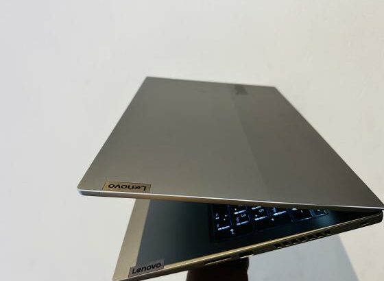 Atenção Eng’s, Arquitetos e Programadores Aproveitem Grande Promoção  Top Lenovo ThinkBook 15  Intel Core I5-10300H 2.50.GHZ  (8 CPUs)2.50GHZ 16 GB DD