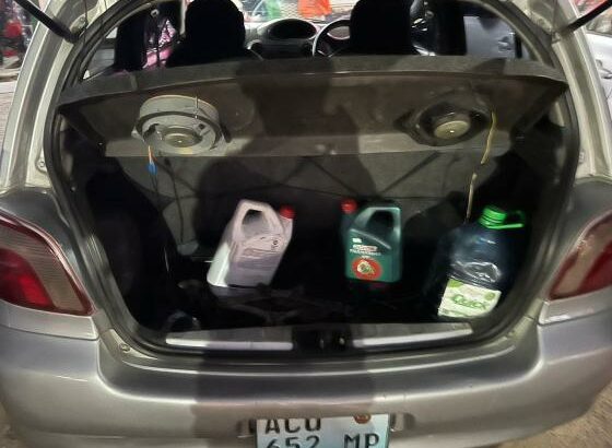 Toyota Vitz oportunidade única aproveita