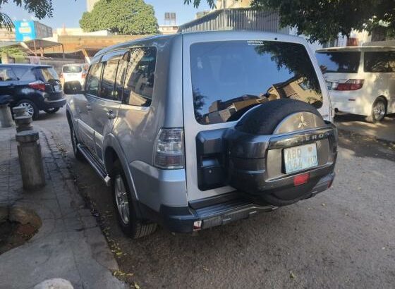 Mitsubishi Pajero Exceed 2008
