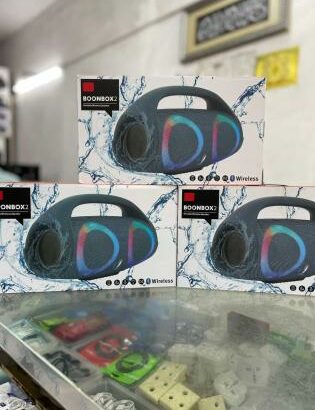 Boombox 2 RGB. SELADOS