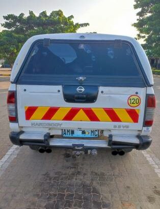 Nissan HardBody Automática 4×4